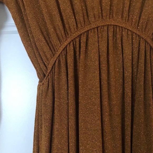 Dress - Picture 2 of 6